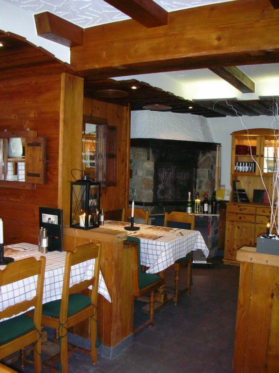 Roby Hotel Saas-Grund Luaran gambar